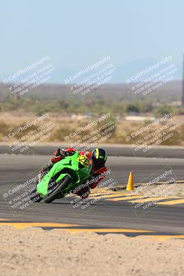 media/Oct-20-2024-CVMA (Sun) [[d4a3dff211]]/Race 3-Amateur Supersport Middleweight/